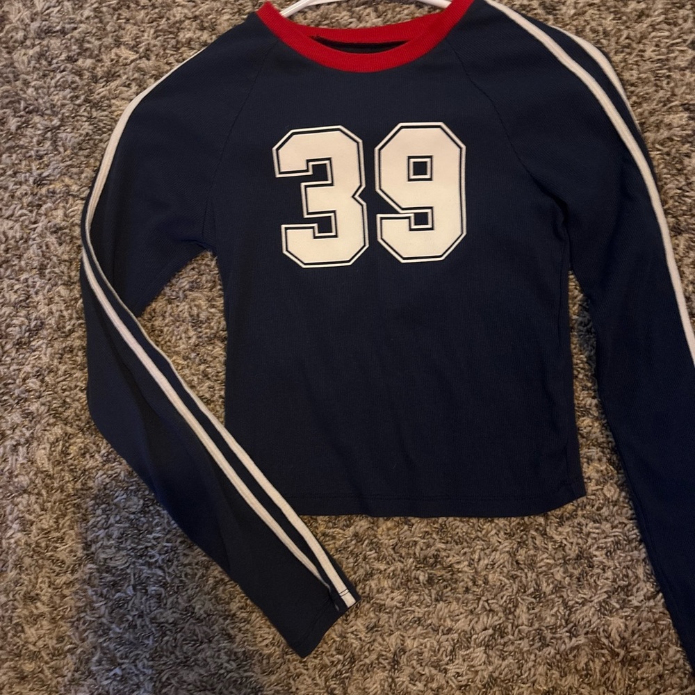 Aeropostale Blue and Red Crew Neck Sweater